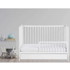 TIMI Lit Bébé Enfant à Barreaux En Bois Avec Sommier Réglable 120X60 + Tiroir Blanc 17 TIMI Lit Bébé Enfant à Barreaux En Bois Avec Sommier Réglable 120X60 + Tiroir Blanc -Vous ne pouvez pas battre les meubles. 487dd6453695ec17e721c6820388f9af none e30bc7bd398b830cc69d52e3354821f9 e30bc7b
